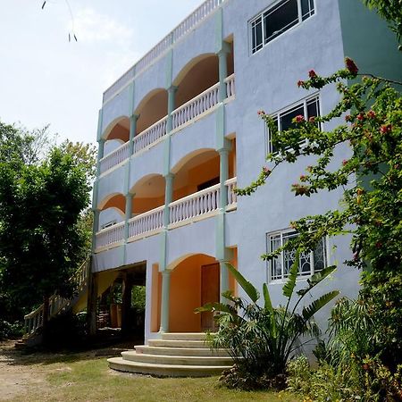 Jah Freedom Hotel Negril Kültér fotó