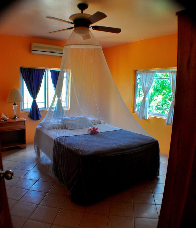 Jah Freedom Hotel Negril Kültér fotó