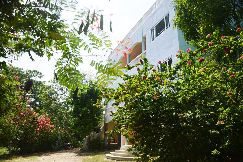 Jah Freedom Hotel Negril Kültér fotó